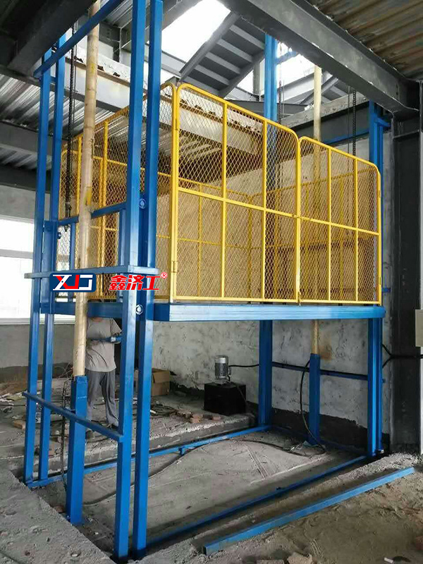 1578710295325884.jpg 升降機(jī)